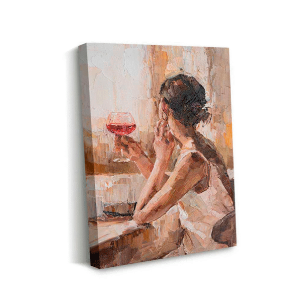 Hermosa Joven Atractiva Sosteniendo un Vaso de Vino con Barniz a Registro - Imagen 4